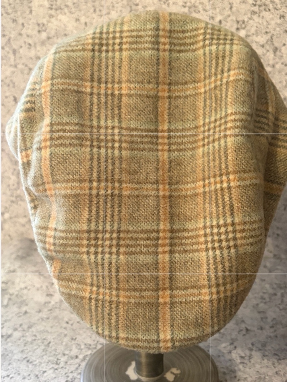 Vintage George Killian’s Irish Red Plaid Flat Cap Hat | Celtic Tweed Style
